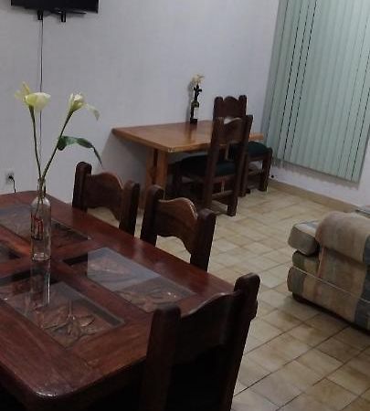 דירות Mendiola Alcatraz House מראה חיצוני תמונה